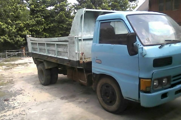 ขายดั้ม KS110แรง สภาพพร้อมใช้งาน เอกสารพร้อมโอน สนใจโทร 090-8588220คุณนะ 093-3258446คุณบิว หรือเข้าดูสินค้าอื่นๆได้ที่ www.truck.in.th/498 หรือเพจFacebook ณรงค์ ซื้อขายรถมือสอง (เว็บไซต์ส่วนตัว) หรือFacebook ตลาดรถมือสอง คุณนะ