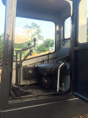 ขายรถขุดSUMITOMO SH120ขนาดเทียบเท่าPC-50เครื่องISUZU4สูบเครื่องดีระบบดีปั๊มแรง ราคา280,000฿สนใจติดต่อ 083-3436937 line:mjkodream