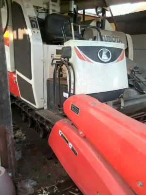 ขายรถเกี่ยวข้าว KUBOTA DC70G ใช้งานน้อย7&times;&times;ชม. สภาพพร้อมใช้งาน เอกสารพร้อมโอน สนใจโทร 090-8588220คุณนะ 093-3258446คุณบิว หรือเข้าดูสินค้าอื่นๆได้ที่ www.truck.in.th/498 หรือเพจFacebook ณรงค์ ซื้อขายรถมือสอง (เว็บไซต์ส่วนตัว) หรือFacebook ตลาดรถ