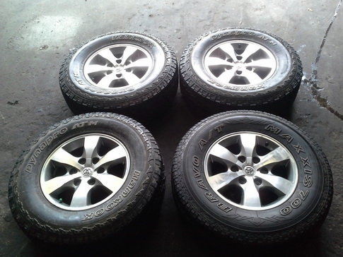 ล้อVigo + ยาง AT 265/70/16 ปี12 สภาพดี 1ชุด