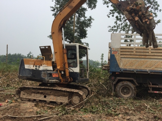 ขายรถแบคโฮ KOMATSU PC60-6 เอกสารเล่มทะเบียน ระบบไฟเต็ม ราคา 480000