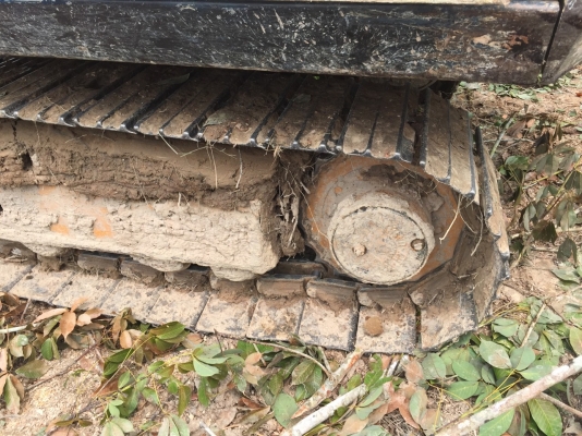 ขายรถแบคโฮ KOMATSU PC60-6 เอกสารเล่มทะเบียน ระบบไฟเต็ม ราคา 480000