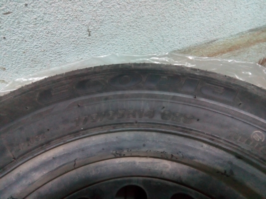 ขายยางพร้อมล้อกะทะ 4000บาท