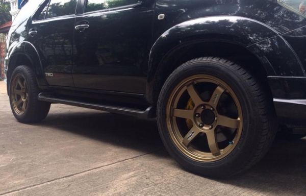 ล้อTE37 ขอบ 20x9.5 off+18 พร้อมยางFalken japan 265/50/20 สภาพใหม่ๆ