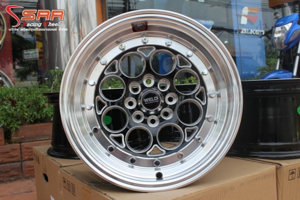 ล้อ WELD MAGNUM DRAG ขอบ15X8 4H100 วงละ 3,800 บาท