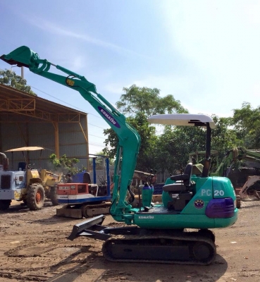 KOMATSU 20 รุ่น 7E (คอลโทนนำ้มัน) ( มีVDOให้ชม ) รถเก่านอกแท้ มีเอกสารพร้อม ติดต่อ 085-5632278 (ราคาต่อรองได้)