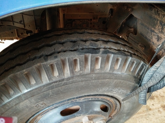 ขายรถ 6 ล้อ130เทอร์โบ รถห้างแท้ ไม่เคยทำสีรถมือเดียว