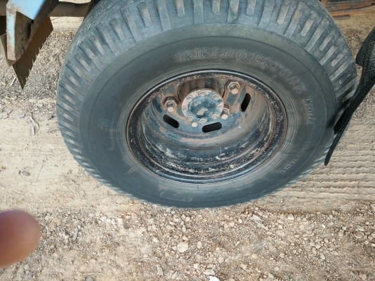 ขายรถ 6 ล้อ130เทอร์โบ รถห้างแท้ ไม่เคยทำสีรถมือเดียว