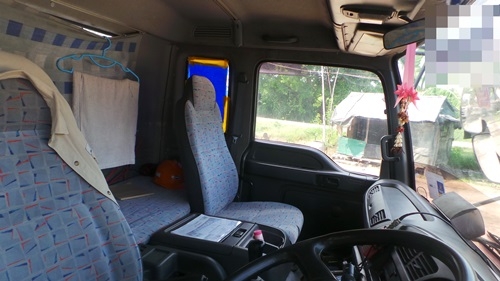 ขายดาวน์ อีซูซุเดกก้า 270 จดทะเบียนปี 2552 - สนใจติดต่อคุณตั้ม 081-9512529