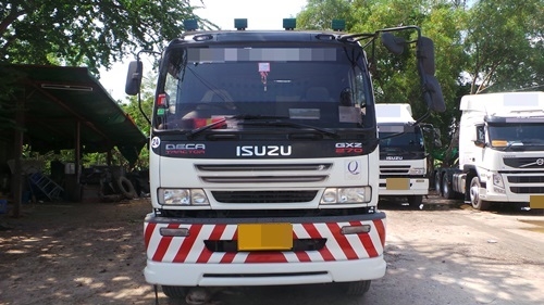 ขายดาวน์ อีซูซุเดกก้า 270 จดทะเบียนปี 2552 - สนใจติดต่อคุณตั้ม 081-9512529