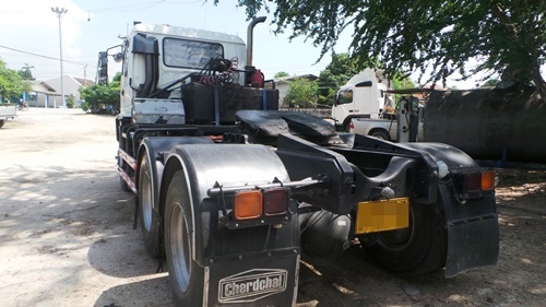 ขายดาวน์ อีซูซุเดกก้า 270 จดทะเบียนปี 2552 - สนใจติดต่อคุณตั้ม 081-9512529