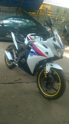 ขายลูกเดียว CBR150iปี2012สวยๆ รถบ้านสภาพจบ ขายลูกเดียว CBR150iปี2012สวยๆ รถบ้านสภาพจบ