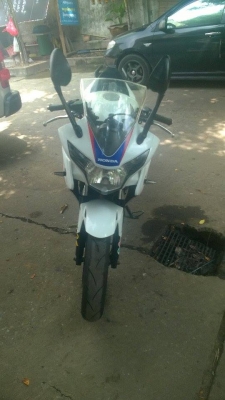 ขายลูกเดียว CBR150iปี2012สวยๆ รถบ้านสภาพจบ ขายลูกเดียว CBR150iปี2012สวยๆ รถบ้านสภาพจบ