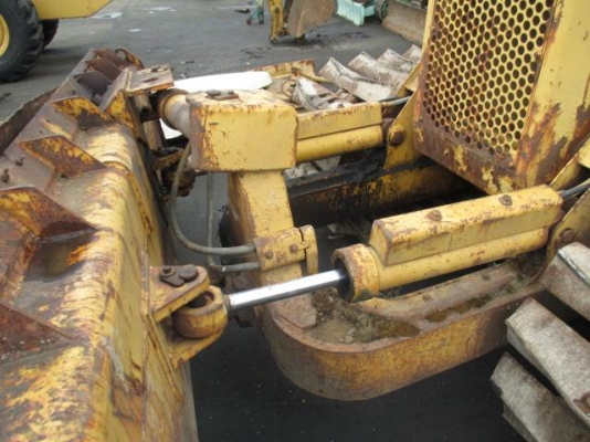 ขาย CAT D3B ขาย CAT D3B