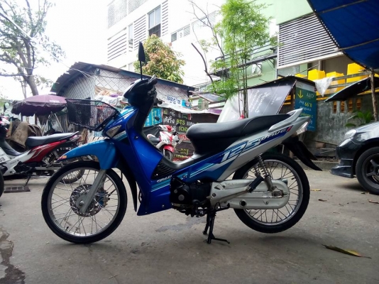 ขายลูกเดียว wave125sไฟเลี้ยวบังลม ปี2549ราคาบ้านๆ มีเล่มเอกสารครบ
