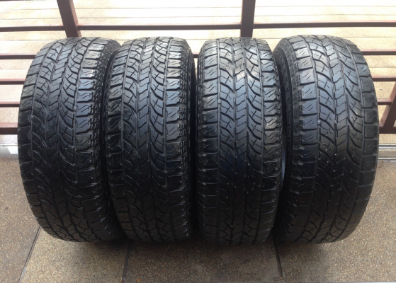 ยาง All Yokohama 265 70 16 กลางปี09 ดอกเต็ม พร้อมใช้งาน ราคาไม่แพง