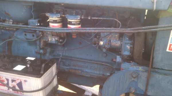 ขายรถไถFORD รุ่น6600 T5ท่่อนท้าย5000 สวยเดิมพร้อมใช้งานเอกสารเล่มทะเบียน