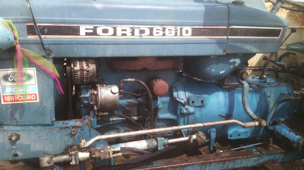 ขายรถไถFORD รุ่น6600 T5ท่่อนท้าย5000 สวยเดิมพร้อมใช้งานเอกสารเล่มทะเบียน