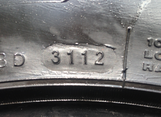 ยาง Mud Deestone 265 75 16 ปี12 พร้อมใช้งาน ราคาไม่แพง