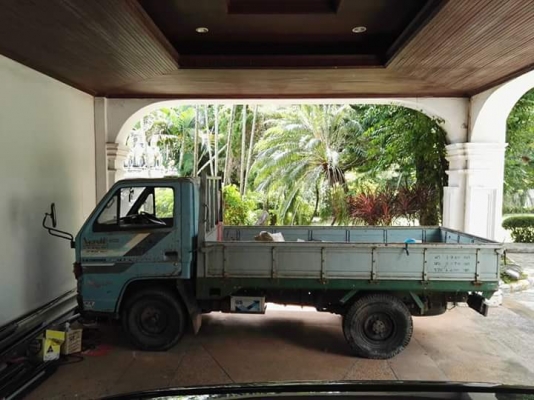 ขาย 4 ล้อ NKR ปี 33 เครื่อง 4JB1 88 แรงม้าทะเบียนพร้อมโอนครับ