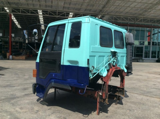 IZUZU ROCKY ตาเหลี่ยม