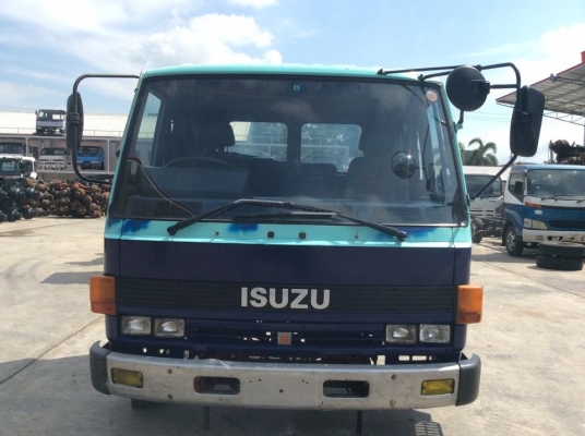 IZUZU ROCKY ตาเหลี่ยม