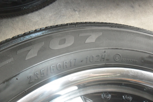 ล้อแม็ก 17นิ้ว 6รู พร้อมยาง สวยๆ 4 ล้อ ราคา 8300 บาท ล้อแม็ก 17นิ้ว 6รู พร้อมยาง สวยๆ 4 ล้อ ราคา 8300 บาท