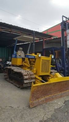ขายรถแทรคเตอร์ KOMATSU D20P-6 ซีเรียล 65723 ราคา 260000