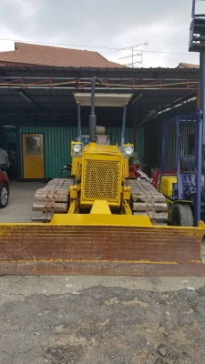 ขายรถแทรคเตอร์ KOMATSU D20P-6 ซีเรียล 65723 ราคา 260000