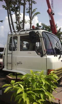 หัวเก๋ง10ล้อ F18 (ถอดยกลง) สภาพสวย อุปกรณ์ครบ ขาย 60,000 บาท (ศุภากร 081-1903107 ,081-4252943)