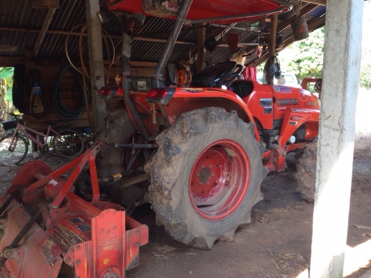 ขายตัดพ่อค้า คูโบต้่าL3608 ราคา 255,000 บาท อุปกรณ์ 3 ชิ้น ดันหน้า+โรตารี่+ผานพรวน ทำงาน1400 ชม