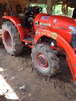 ขายตัดพ่อค้า คูโบต้่าL3608 ราคา 255,000 บาท อุปกรณ์ 3 ชิ้น ดันหน้า+โรตารี่+ผานพรวน ทำงาน1400 ชม