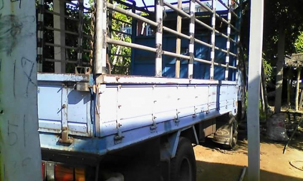 ขายรถ6ล้อ ISUZU NPR120แรง เครื่องดีแคชซีสวย สภาพพร้อมใช้งาน เอกสารพร้อมโอน สนใจโทร 090-8588220คุณนะ 093-3258446คุณบิว หรือเข้าดูสินค้าอื่นๆได้ที่ www.truck.in.th/498 หรือเพจFacebook ณรงค์ ซื้อขายรถมือสอง (เว็บไซต์ส่วนตัว) หรือFacebook ตลาดรถมือสอง คุณนะ