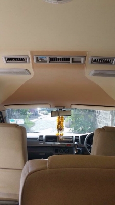 ขายถูก toyota commuter 2.7vvti ติดแก๊ส ปี 08