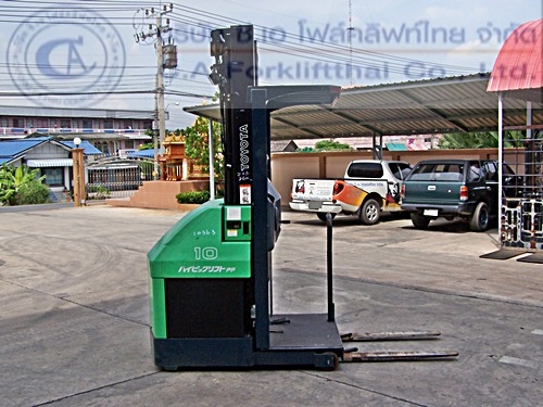 ขายรถโฟล์คลิฟท์ไฟฟ้า TOYOTA รุ่น 7FBP10