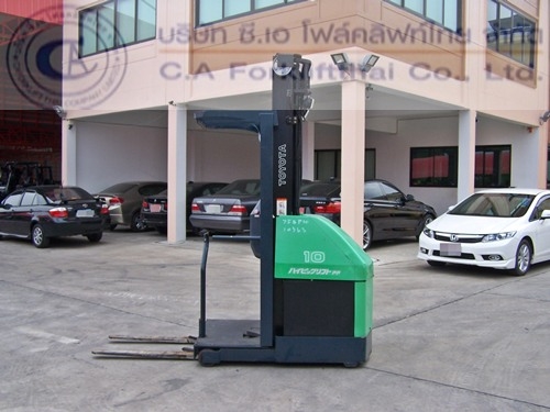 ขายรถโฟล์คลิฟท์ไฟฟ้า TOYOTA รุ่น 7FBP10