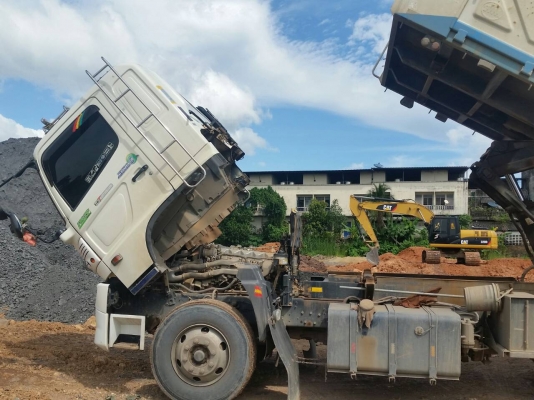 รถฮีโน่  10  ล้อดั้ม FM2P  380  แรงม้า.  ปี 55  ( ขายแม่ , ลูก )    สนใจติดต่อ  081 - 6079515