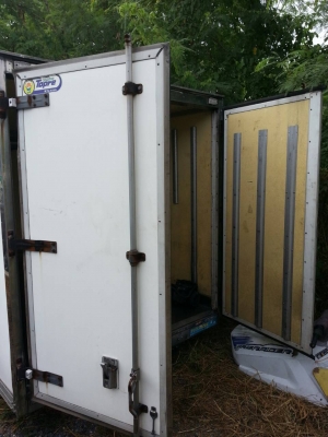 ขายตู้ห้องเย็น ติดหลังรถ พร้อมตัวทำความเย็น ขนาด ยาว 14 ฟุต กว้าง 6 ฟุต สูง 6 ฟุต