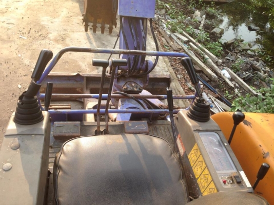 ขายแมคโครCAT PC35 ทุกอย่างดีหมด ยกเว้นฝาสูบร้าว ขายตามสภาพครับ แต่หากใครมีฝาสูบมาขายให้ก้รับซื้อครับติดต่อมาได้ครับ เครื่องS4L ขายตามสภาพ 165000 บาท ขายแมคโครCAT PC35 ทุกอย่างดีหมด ยกเว้นฝาสูบร้าว ขายตามสภาพครับ แต่หากใครมีฝาสูบมาขายให้ก้รับซื้อครับติดต่อมาได้ครับ เครื่องS4L ขายตามสภาพ 165000 บาท