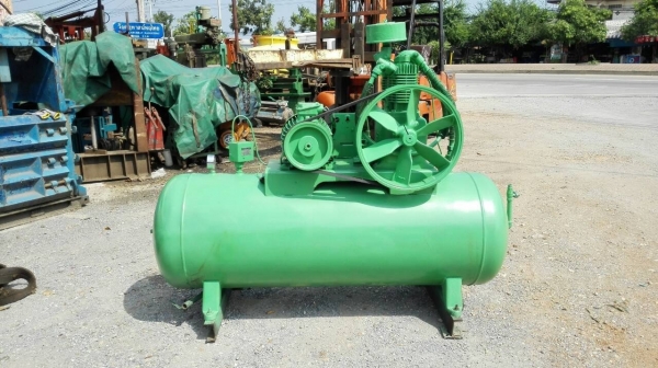 Sell>> ปั้มลม Champions USA. 5 HP. 380V. 300 Lite. สวย สด แน่น พร้อมใช้งาน!!