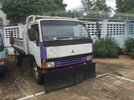 ขายรถบรรทุก 6 ล้อดัมพ์ MITSUBISHI CANTER 115 แรงม้า ราคา 215000