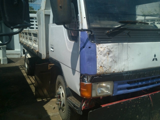 ขายรถบรรทุก 6 ล้อดัมพ์ MITSUBISHI CANTER 115 แรงม้า ราคา 215000