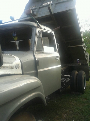 ปิดการขายครับขอบคุณเสี่ยใหญ่ใจดีจากโคคลานสระแก้วครับมาไม่ต่อซักคำขายรถ6 ล้อดั้ม ทะเบียนพร้อมโอน พวงมาลัยพาวเวอร์ เครื่อง DA120 แรง