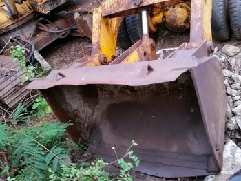 tractor-backhoe ขายสินค้าราคาถูก รถตักล้อยาง KOMATSU: SD20-4 เพียง 148,000 เท่านั้นครับ tractor-backhoe ขายสินค้าราคาถูก รถตักล้อยาง KOMATSU: SD20-4 เพียง 148,000 เท่านั้นครับ