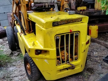 tractor-backhoe ขายสินค้าราคาถูก รถตักล้อยาง KOMATSU: SD20-4 เพียง 148,000 เท่านั้นครับ tractor-backhoe ขายสินค้าราคาถูก รถตักล้อยาง KOMATSU: SD20-4 เพียง 148,000 เท่านั้นครับ