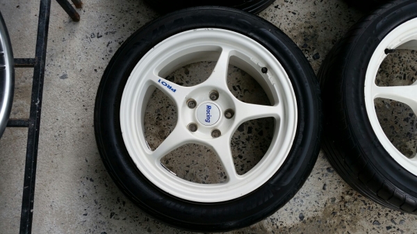 ล้อแม็กพร้อมยาง P1 racing