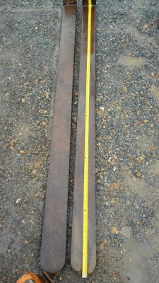 ****** Sold Out!! ****** งาโฟล์คลิฟ 5 ตัน. งายาว 210 cm. สภาพสวย พร้อมใช้งาน!!