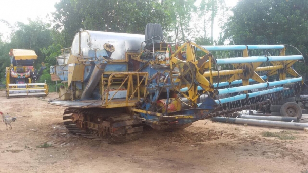 ขายรถพร้อมทำเงิน 199.000 รถเกี่ยวรองกระสอบ ศักพัฒนา BiG37.ดูรถหน้างานเลยครับ ทั้งคันเช็คสภาพ พร้อมใช้งาน