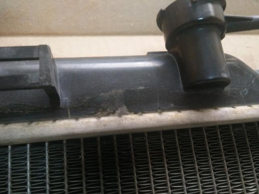 ขายหม้อน้ำอีซุซุ ใส่มิว7หรือดีแม๊กซ์ออโต้ครับ ขายหม้อน้ำอีซุซุ ใส่มิว7หรือดีแม๊กซ์ออโต้ครับ