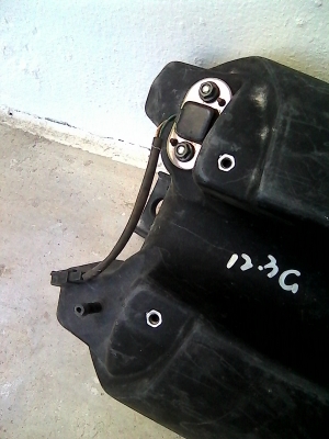 ขายถังน้ำมัน sport ราคา 400 บาท ขายถังน้ำมัน sport ราคา 400 บาท